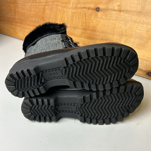 NIB Women’s Football JBU Herringbone Black Lightweight Winter Boot - Picture 6 of 6